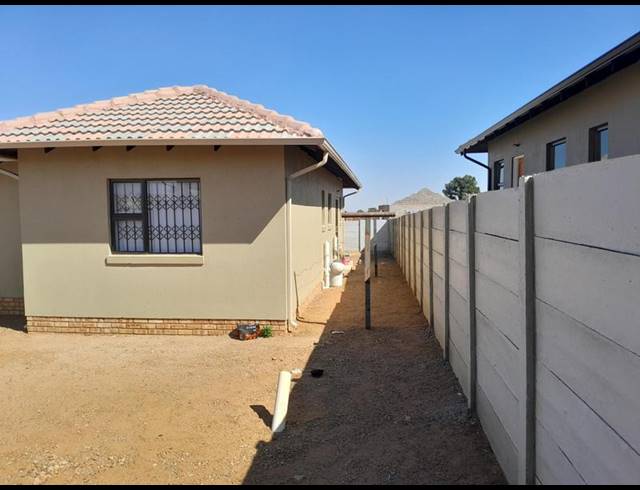 3 BEDROOM HOUSE FOR SALE IN AZAADVILLE